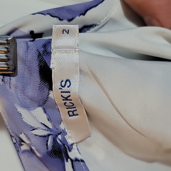 Rickis Size 2 skirt - Picture 3 of 3